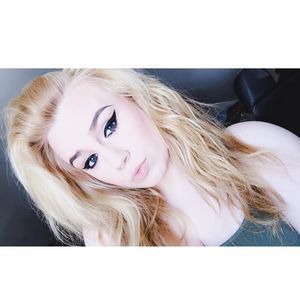 Meet your Posher, Sasha